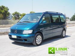 Vert Utilisé 1999 Mercedes V220 Monospace | 7 400 €