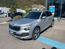 Gris argent métallisé Utilisé 2024 Skoda Kamiq Selection SUV | 21 995 € (Super prix)