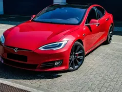 Rouge Utilisé 2016 Tesla Model S Performance Berline | 29 900 €