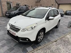 Blanc Utilisé 2015 Peugeot 2008 Style SUV | 6 900 € (Prix assez cher)