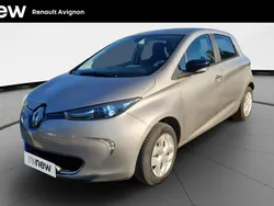 Gris Utilisé 2016 Renault Zoe Life Citadine | 3 999 € (Bon prix)