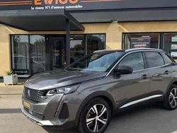 Gris Utilisé 2023 Peugeot 3008 GT Monospace | 19 990 € (Bon prix)