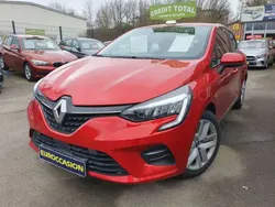 Rouge Utilisé 2020 Renault Clio V Citadine | 14 900 € (Prix assez cher)