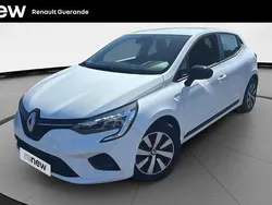 Blanc Utilisé 2023 Renault Clio V Equilibre Citadine | 15 990 € (Prix assez cher)
