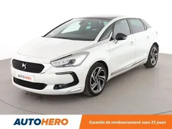 Blanc Utilisé 2017 DS Automobiles DS5 Sport Chic Citadine | 13 290 €