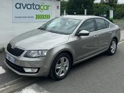 Beige Utilisé 2015 Skoda Octavia Elegance Berline | 11 900 € (Super prix)