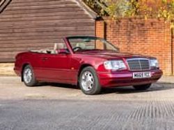 Autres Utilisé 1994 Mercedes 220 Cabriolet | 17 009 €