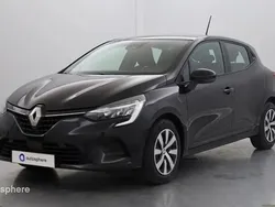 Noire Utilisé 2023 Renault Clio V Evolution Berline | 15 599 € (Prix juste)