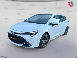 Blanc Utilisé 2023 Toyota Corolla Design Break | 31 999 € (Prix juste)