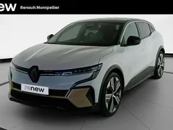Blanc Utilisé 2022 Renault Mégane Iconic Berline | 23 999 € (Prix juste)