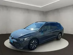 Gris Utilisé 2024 VW Golf VIII Life Break | 28 400 € (Prix assez cher)