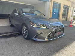 Gris Utilisé 2020 Lexus ES300 Berline | 25 990 €