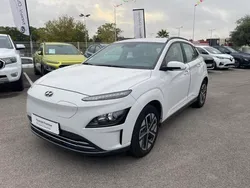 Blanc Utilisé 2023 Hyundai Kona SUV | 24 609 € (Prix juste)