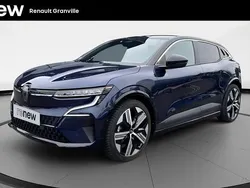 Bleu Utilisé 2022 Renault Mégane Iconic Berline | 25 699 € (Prix juste)