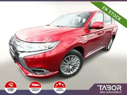 Rouge Utilisé 2020 Mitsubishi Outlander P-HEV SUV | 25 988 € (Prix juste)