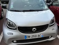 Gris Utilisé 2015 Smart ForTwo Coupé Prime Coupé | 8 400 €