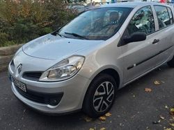 Utilisé 2008 Renault Clio III Citadine | 2 990 € (Prix juste)