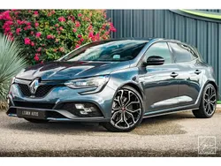Gris Utilisé 2018 Renault Mégane IV R.S. Berline | 29 990 € (Prix juste)