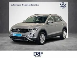 Gris Utilisé 2024 VW T-Roc Life SUV | 28 499 € (Prix juste)