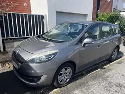 Utilisé 2012 Renault Grand Scénic III Monospace | 5 700 € (Prix juste)