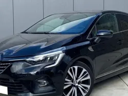 Utilisé 2020 Renault Clio V Initiale Paris Citadine | 18 470 € (Prix assez cher)