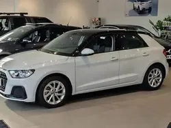 Blanc Utilisé 2019 Audi A1 Sportback Design Citadine | 18 500 € (Prix juste)
