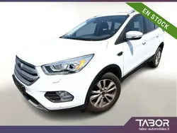 Blanc Utilisé 2017 Ford Kuga Titanium SUV | 13 488 € (Bon prix)