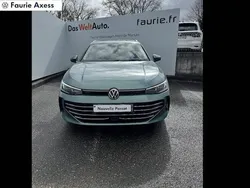 Vert Utilisé 2024 VW Passat Elegance Coupé | 40 240 €