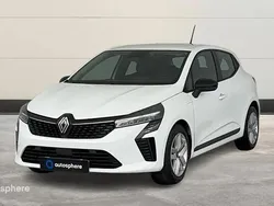 Utilisé 2024 Renault Clio V Evolution Berline | 14 999 € (Bon prix)