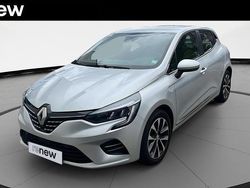 Gris Utilisé 2022 Renault Clio V Intens Citadine | 17 990 € (Prix juste)