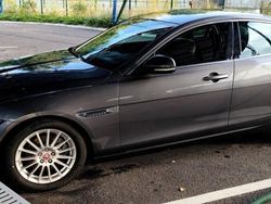 Utilisé 2015 Jaguar XE Prestige Berline | 16 990 € (Prix juste)