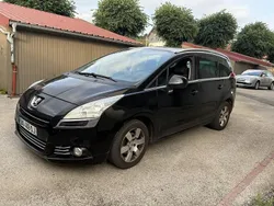 Utilisé 2011 Peugeot 5008 Premium Monospace | 2 800 € (Prix juste)
