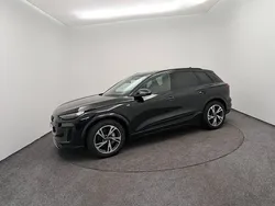 Noir mythic métallisé Utilisé 2025 Audi Q6 e-tron S-Line SUV | 72 900 € (Prix juste)
