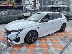 Blanc okenite Utilisé 2024 Peugeot 308 GT Berline | 28 980 € (Prix juste)