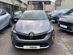 Utilisé 2024 Renault Clio V Evolution Berline | 13 250 € (Bon prix)