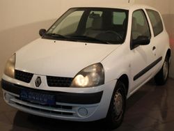 Bla Utilisé 2003 Renault Clio II Break | 2 990 €