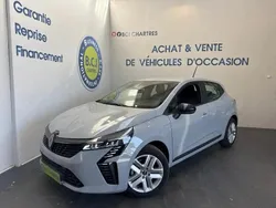 Gris Nouvelle 2025 Renault Clio V Evolution Berline | 19 900 € (Prix juste)