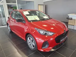 Rouge Nouvelle 2024 Mazda 2 Exclusive-Line Berline | 25 200 € (Prix juste)