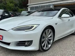 Utilisé 2017 Tesla Model S Berline | 44 999 € (Prix assez cher)
