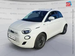 Blanc Utilisé 2022 Fiat 500e Action Berline | 13 999 € (Prix juste)