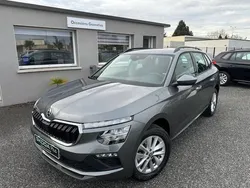 Gris Utilisé 2024 Skoda Kamiq Selection SUV | 25 490 €