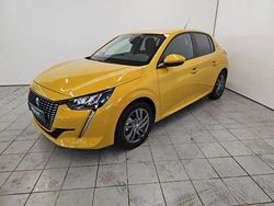 Jaune Utilisé 2021 Peugeot 208 Style Citadine | 13 990 € (Prix assez cher)