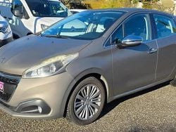 Gris Occasion 2016 Peugeot 208 Allure Citadine | 5 990 € (Bon prix)