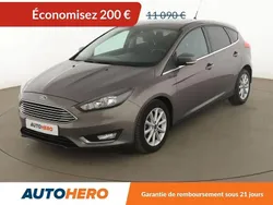 Gris Utilisé 2016 Ford Focus Titanium Berline | 10 890 € (Prix juste)