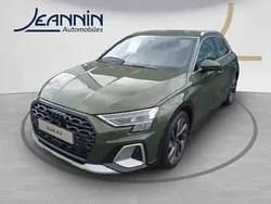 Vert district métallisé Nouvelle 2025 Audi A3 e-tron Design Citadine | 52 990 € (Prix assez cher)