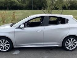 Utilisé 2016 Alfa Romeo Giulietta Exclusive Citadine | 13 990 € (Bon prix)