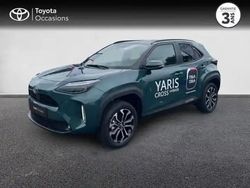 Gris Utilisé 2025 Toyota Yaris Hybrid Design SUV | 28 480 € (Prix juste)
