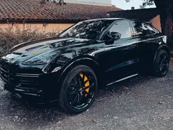 Noir Utilisé 2019 Porsche Cayenne Turbo S SUV | 132 000 € (Prix cher)