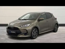 Utilisé 2022 Toyota Yaris Hybrid Design Berline | 19 999 € (Prix juste)