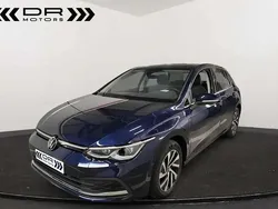 Bleu Utilisé 2021 VW Golf VIII Style Citadine | 23 995 € (Prix juste)